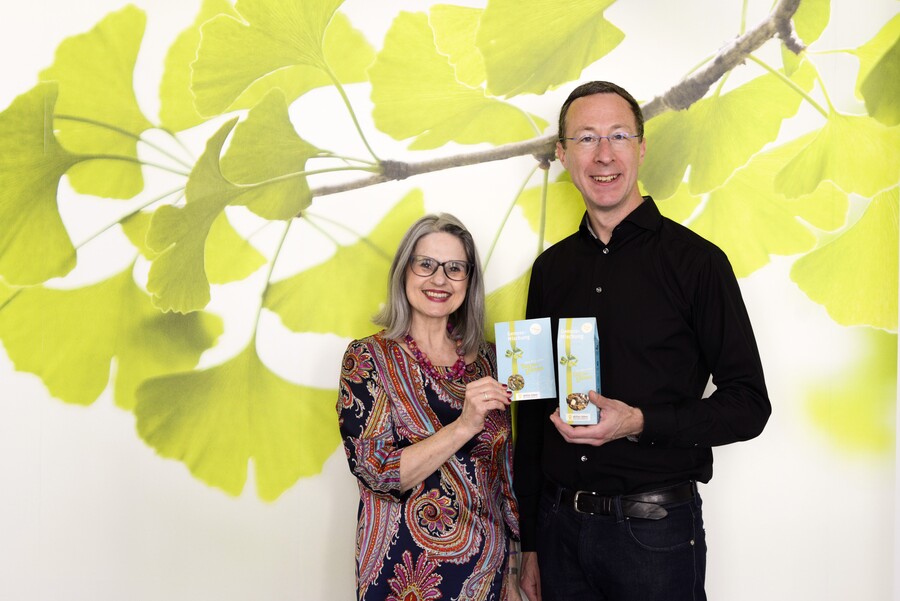 Martina Kronthaler mit Pianist Albert Frantz